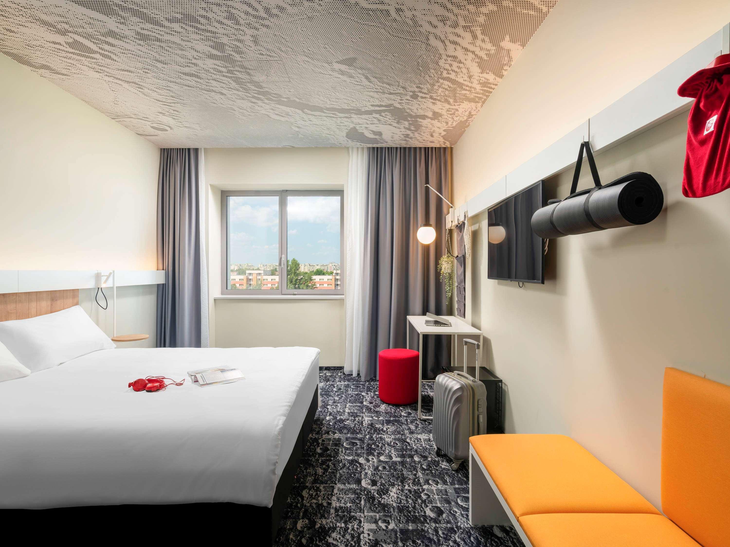 Ibis Bucharest Politehnica Hotel Exterior foto