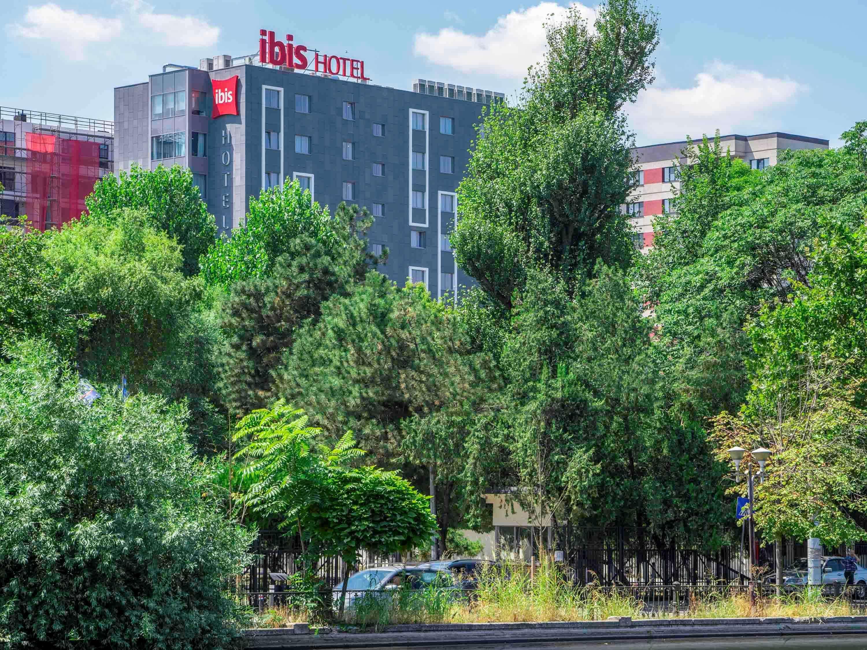 Ibis Bucharest Politehnica Hotel Exterior foto